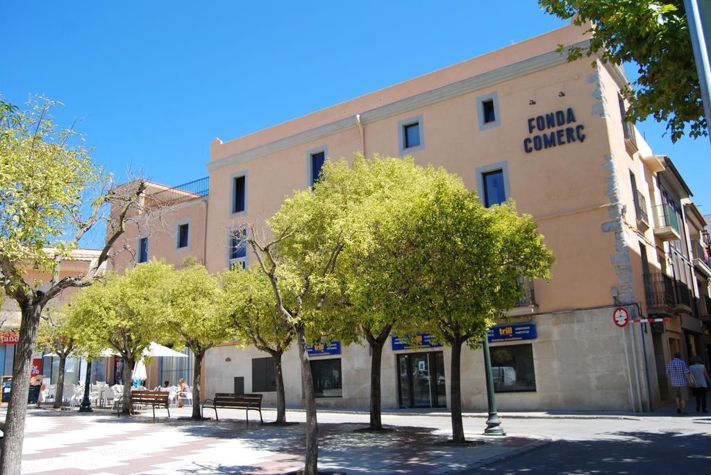 Torroella de Montgrí Apartaments Fonda Comerc מראה חיצוני תמונה