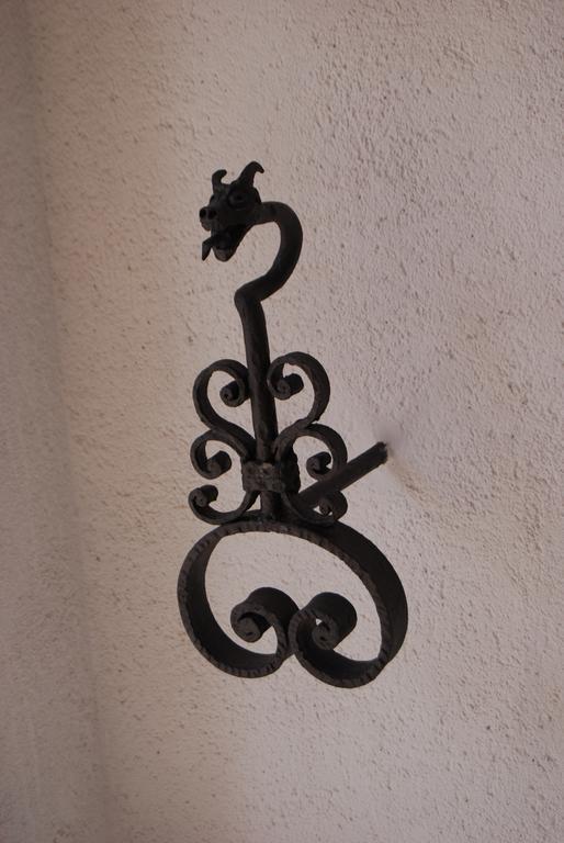 Torroella de Montgrí Apartaments Fonda Comerc מראה חיצוני תמונה